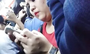 ماساژ یک روسی را لوس می کند و او را در دهانش می گذارد عکسهای سکسی کون