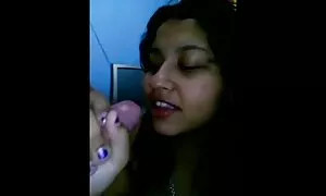 مردی عکس کون دختران سکسی در حالی که خواب است سیاه پوستی را لعنتی می کند