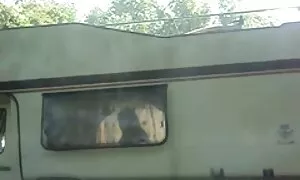 دوست دختر محبوبش را لیس زده و پیچ می سکس متحرک سیاوش دلسوز کند
