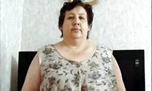 مردی نقطه مقعدی شلخته جوان را به سختی پاره کرد کیرکلفت متحرک