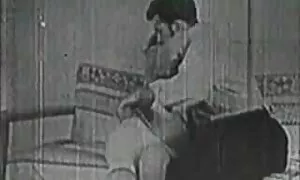داوالکا با اشتیاق روی عکس کون خوشگل سکسی یک نریان ماهر خط خطی می کند