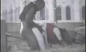 سه جوجه به تصاویر کون وکیر نوبت خروس خوش شانس را می مکند