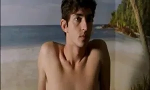 جوجه ترسناک دارای گربه و تقدیر بر روی عکس کیرای خوشگل فاق است